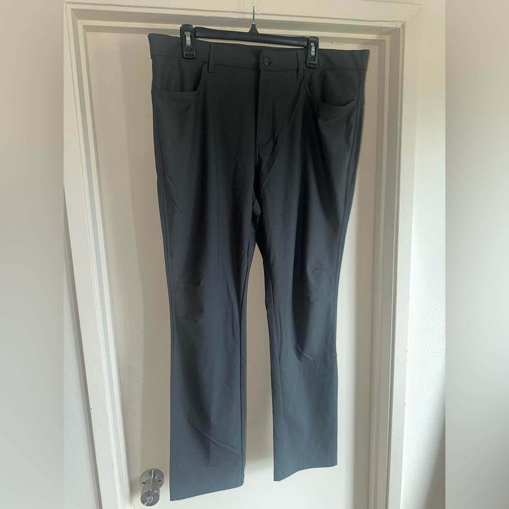 Old Navy Men's Charcoal Golf Pants